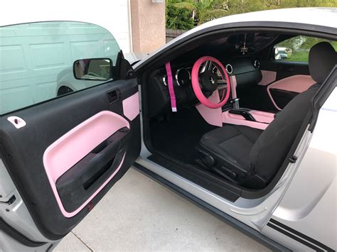 My pink interior on my 06 Mustang | Pink car, Pink car interior, Pink ...