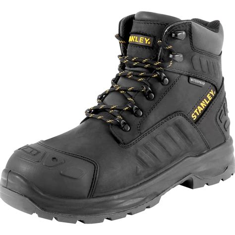 Stanley Warrior Waterproof Safety Boots Size 11 | Toolstation