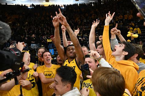 Watch: Hawkeyes comeback victory