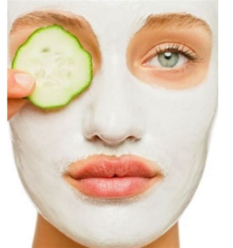 Here's a Cucumber Facial Mask that will leave you feeling pampered and refreshed! What do you ...