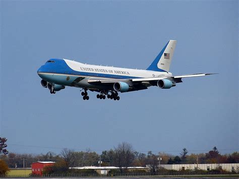 Boeing seeks more time to deliver Air Force One replacement