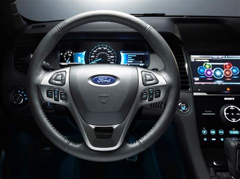 2015 Ford Taurus SHO Dashboard interior