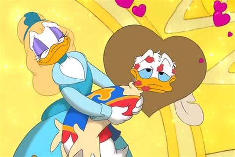 Donald Duck And Daisy Duck Kissing