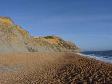 Seatown Beach - Dorset | UK Beach Guide