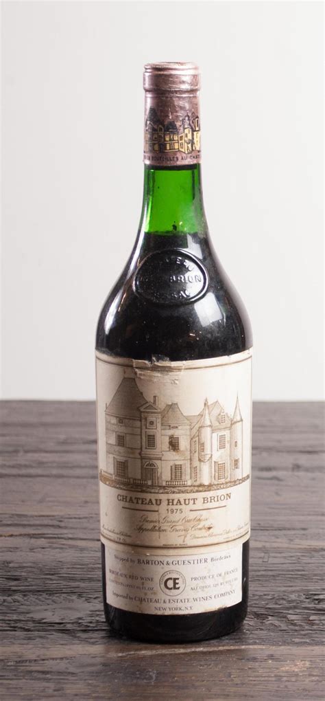 SINGLE BOTTLE OF VINTAGE FRENCH RED BORDEAUX WINE,