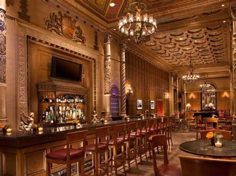 30 Iconic American Hotel Bars Everyone Should Have A Drink At - Architecture & Design