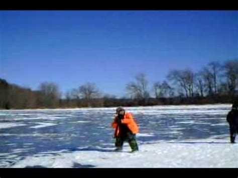 ice fishing funny - YouTube