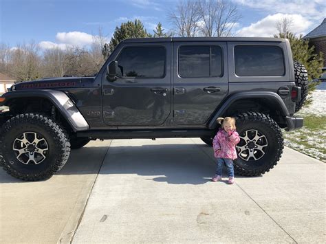 37's on Stock Rubicon Rims | 2018+ Jeep Wrangler Forums (JL / JLU ...