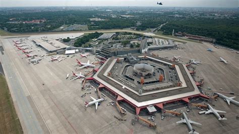 Flughafen Berlin-Tegel – B.Z. Berlin