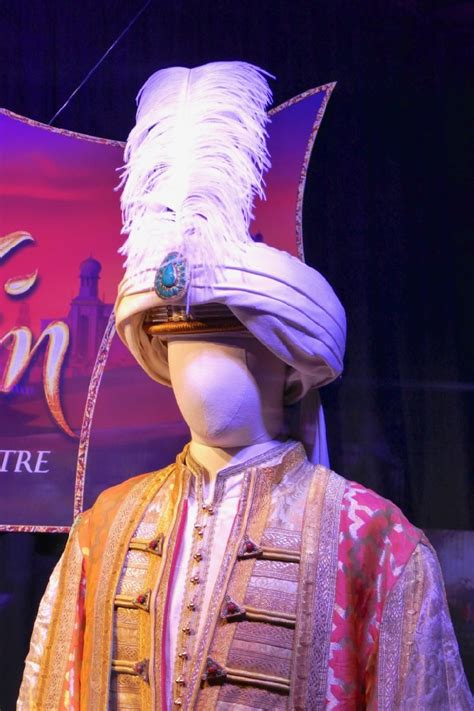 Hollywood Movie Costumes and Props: Jafar and Sultan movie costumes from Aladdin on display ...