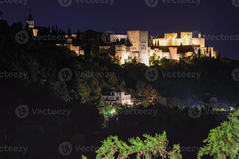 Night view of the famous Alhambra palace in Granada from Sacromonte ...