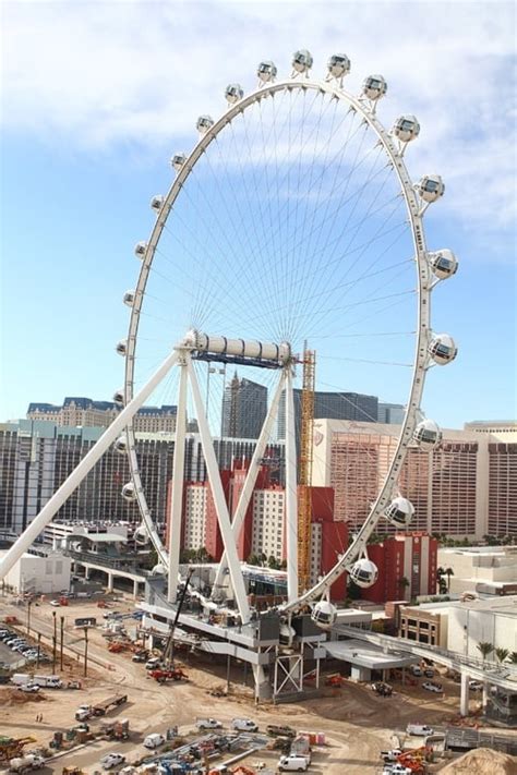 Linq Las Vegas Ferris Wheel Gets Its Final Passenger Cabin | Vital ...