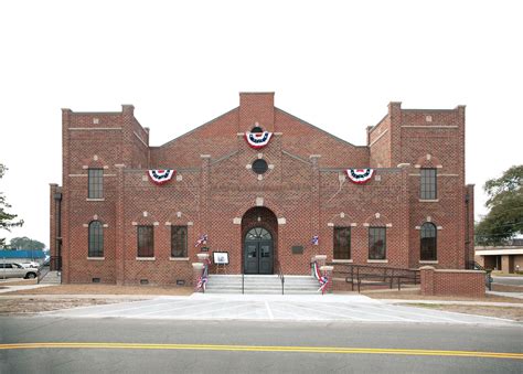 Waycross city auditorium comes alive again - The Municipal