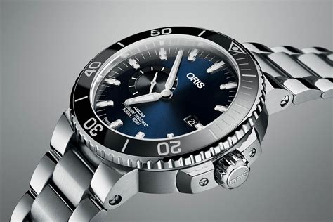 Introducing - Oris Aquis Small Second Date (Specs & Price)