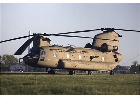 Prints of A U.S. Army CH-47F Chinook helicopter | Chinook helicopters, Military helicopter, Chinook