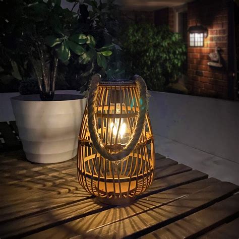 pearlstar Outdoor Solar Lanterns Light Rattan Natural Lantern with ...
