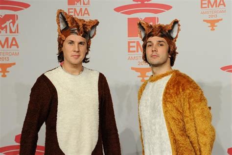 Ylvis, 'The Fox (What Does the Fox Say)' – Song Meaning