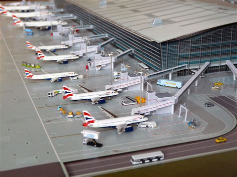 1/400 airport diorama - Google Search | Aeroportos | Pinterest | Dioramas, Airports and Google ...