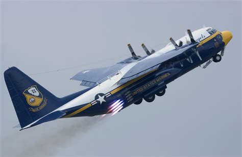 File:C-130T Hercules Blue Angels.jpg - Wikipedia, the free encyclopedia