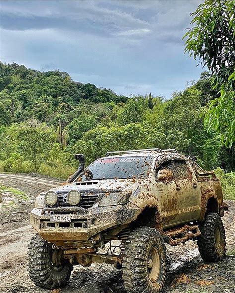 Toyota Hilux 4X4 Off Road Extreme Drivers Amazing High Performace Fast ...