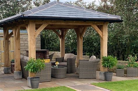 Porch, oak frame, reclaimed Roof Tiles, house renovation, Peter Martin ...