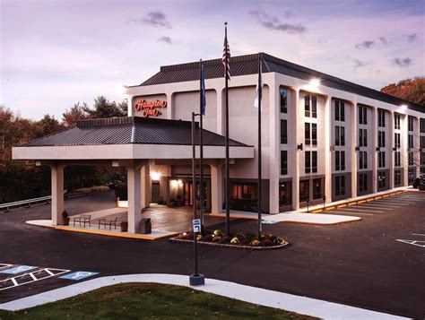 Hampton Inn Meriden in Meriden (CT) - Room Deals, Photos & Reviews