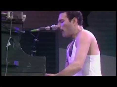 Queen at Live Aid - We Will Rock You & We are the Champions - YouTube