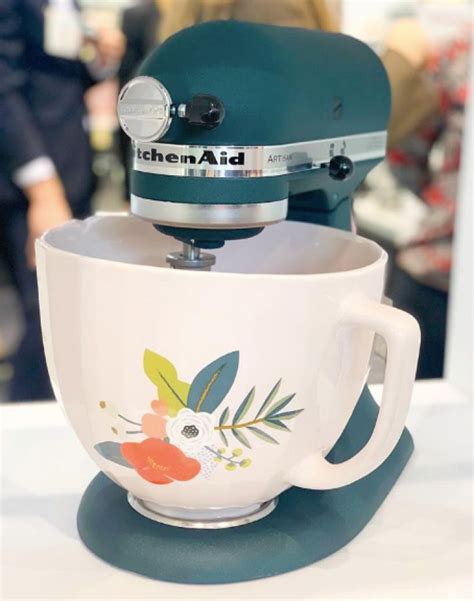 KitchenAid Releasing New Line of Colorful Ceramic Bowls & We Want Them All | Kitchen aid ...