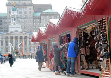 Deck the Borough Hall: Holiday market arrives Downtown • Brooklyn Paper