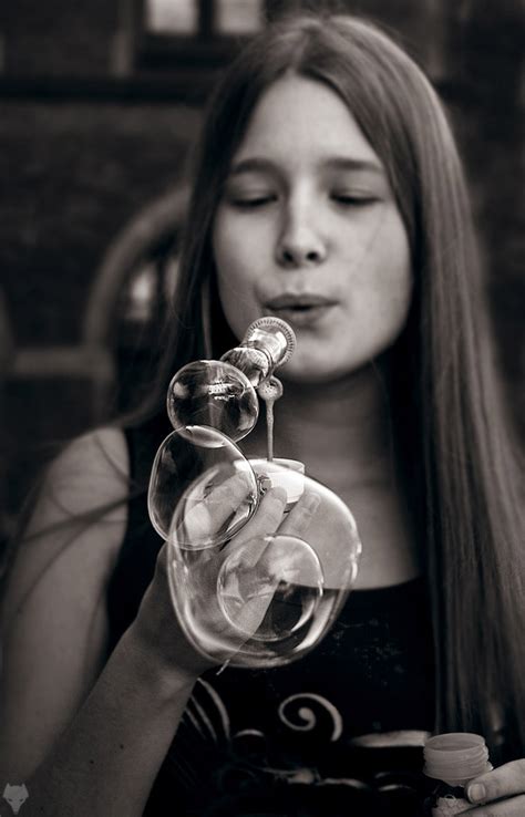 30 Unique Examples of Bubble Photography | PSDFan