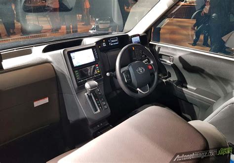 Interior-dashboard-Toyota-JPN-Taxi – AutonetMagz :: Review Mobil dan ...