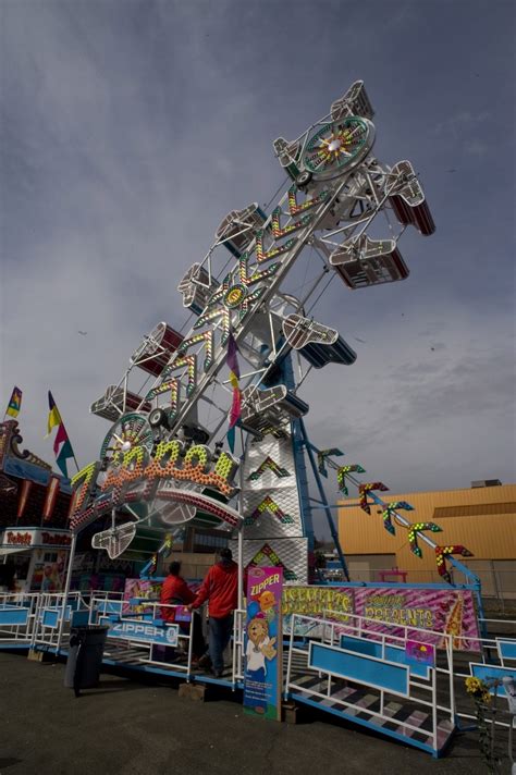 Amusement Rides – West Coast Amusements