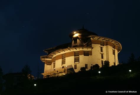 Paro Ta-Dzong (National Museum) - Little Bhutan