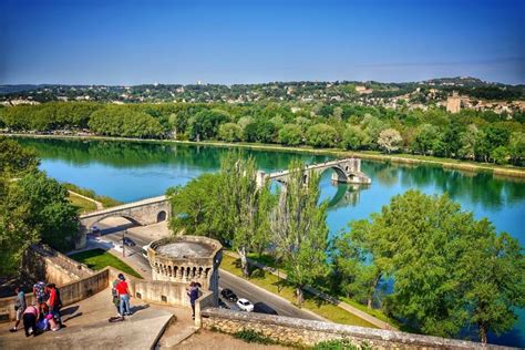 Travel Photo: The Bridge of Avignon | LaptrinhX / News