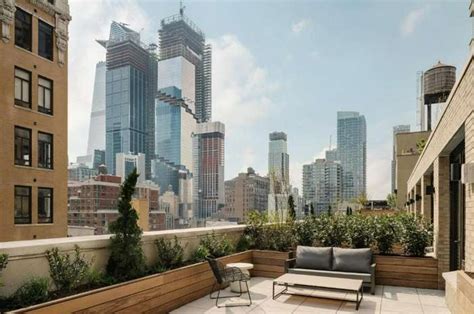 21 Manhattan Hotels With Balcony And View