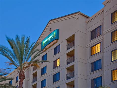 Anaheim Hotels: Staybridge Suites Anaheim-Resort Area - Extended Stay Hotel in Anaheim, California