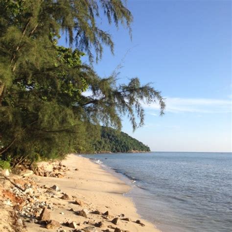 Pasir Panjang Beach - Pulau Betong