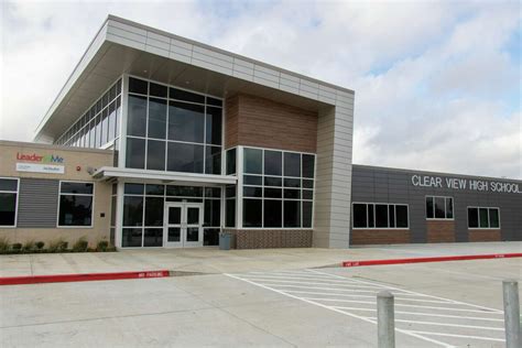 Clear Creek ISD seeking new bus drivers, teachers at job fair