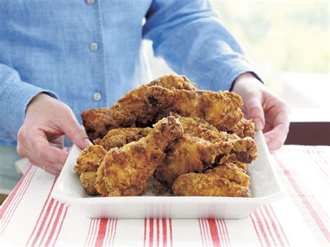 How to Reheat Cold Fried Chicken | Southern Living