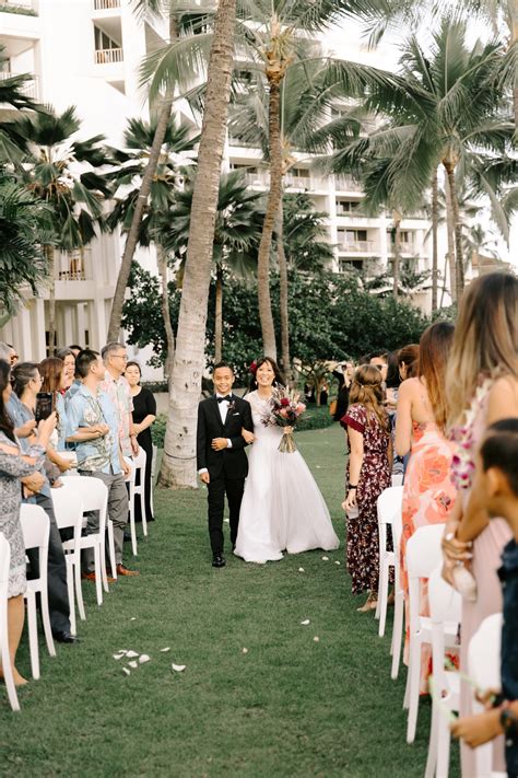 Four Seasons Oahu Wedding: Tracy & Kristopher — Desiree Leilani Photography