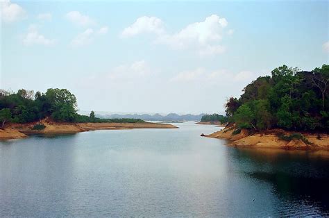 Tourism Spots in Bangladesh: Kaptai Lake