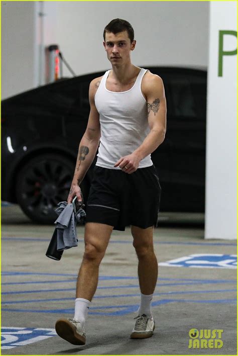 Shawn Mendes Jumpstarts the Week with a Workout | Photo 1367504 - Photo Gallery | Just Jared Jr.