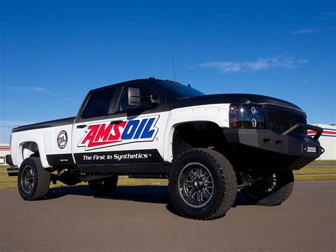 All-Wheel Drive (AWD) vs Four-Wheel Drive (4WD) - AMSOIL Blog