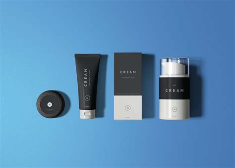 Free Cosmetics Packaging Mockup (PSD)