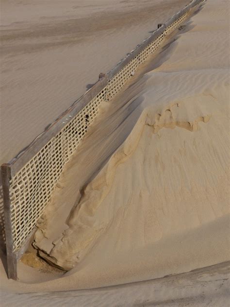 Solide et durable barrière contre le sable. Tenax BR1.