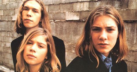 [WATCH] Hanson perform the smash hit Mmmbop... 21 years later!