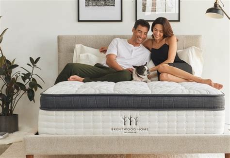 2020 Best Flippable Mattress: The Pros & Cons of Two Sided Mattresses