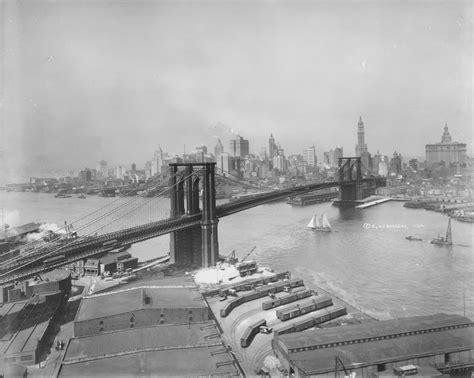 Construction of the Brooklyn Bridge Took 14 Years—And Multiple Lives ...