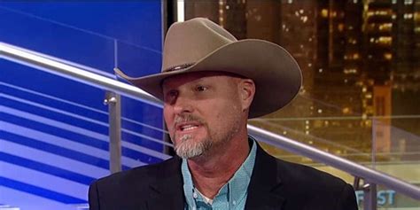 Sheriff Mark Lamb of Arizona has a stern message for Biden at the border: 'Apologize' first ...