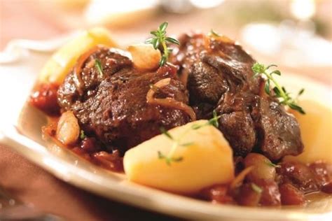 Daube de boeuf: slow-cooked French beef stew recipe